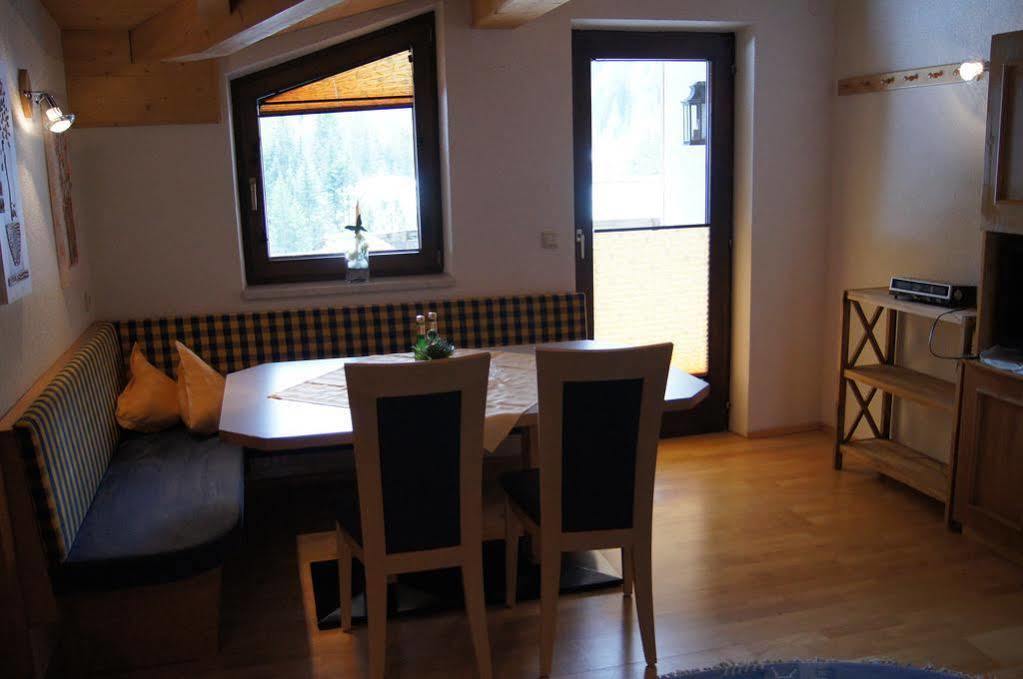 Apart Gentiana Solden Bagian luar foto