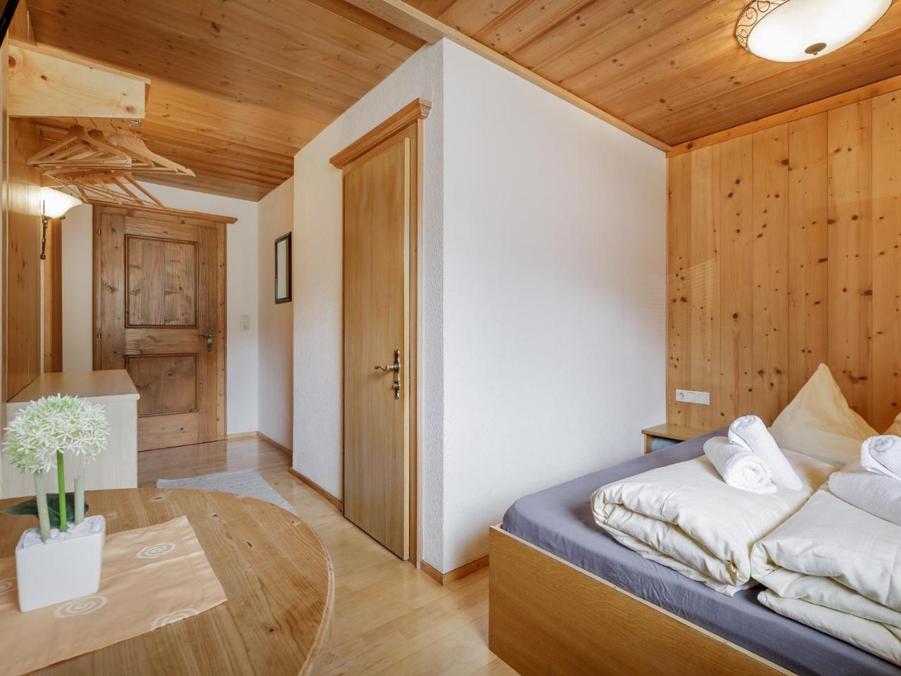 Apart Gentiana Solden Bagian luar foto