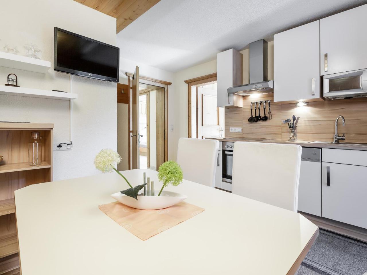 Apart Gentiana Solden Bagian luar foto